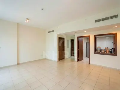 2BR Unfurnished | Facing Community/Metro | Vacant