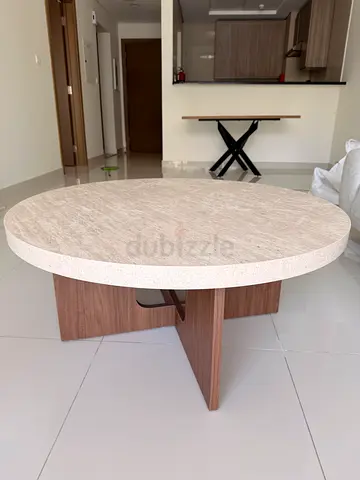 Coffee table for sale - Set of 2
