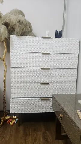 White 5-Drawer Chest of Drawers with Textured Front - Good Condition