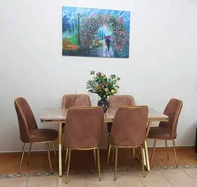Dinning table with 6 chairs