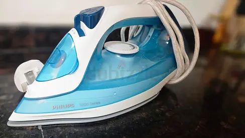 Philips Steam Iron 3000 Series - Good Working Condition