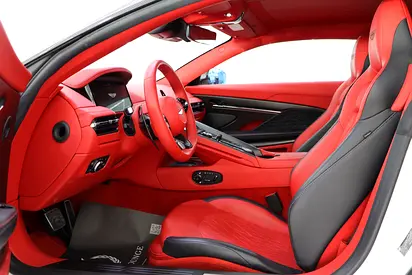 2024 Aston Martin DB12 照片 11