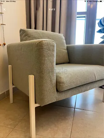 Arm chair