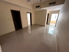 Master bedroom, balcony, 2 bathrooms, central air conditioning, full maintenance included by the own