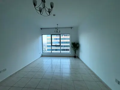 Pool View | Bright One Bed Apt | Skycourts