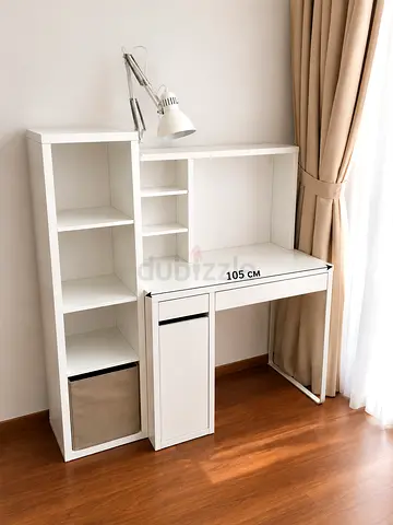Study Desk with Bookshelf