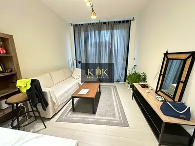 Pool View | Fitted Kitchen | Prime Location
