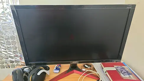 Acer 22-inch LED Monitor - Good Working Condition