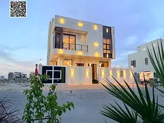 Luxury villa - 3 floors with a swimming pool - all-inclusive - in a prime location - close to all am