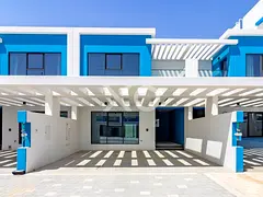 OPEN TO OFFERS | 4BR TH | Ready to Move In