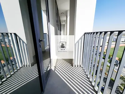 Spacious luxurious 2bhk apartment with huge balcony closed kitchen all master rooms laundry room se
