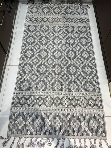 Modern Geometric Pattern Runner Rug with Tassels