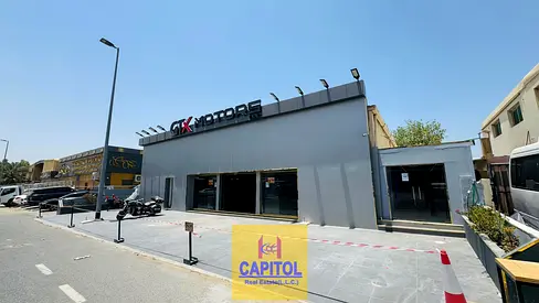 PRIME LOCATION COMMERCIAL WAREHOUSE/ SHOWROOM AVAILABLE FOR RENT DIRECT FROM THE OWENER. ACCESSIBLE