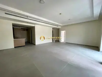 BRIGHT&SPACIOUS LAYOUT I UNFURNISHED I VACANT