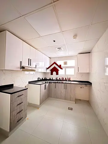 6 cheque payment/deposit cash/with parking/with balcony/with wardrobe/ready to move!