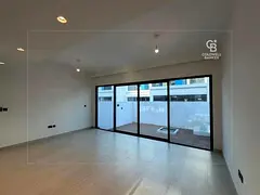 Vacant | Genuine listing | Close to Central Hub