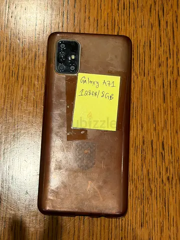 Used Samsung Galaxy A72 - 8GB/256GB, brown case included