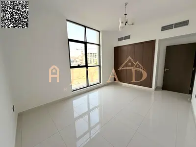 شقة غرفتين وصالة اول ساكن للايجار السنوي بالجرف (عجمان) - خزائن بالحائط - بلكون - مكيف مركزي - مساحة كبيرة - موقع مميز قريب مخرج دبي - دفعات ميسرة .
