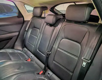 صورة مصغرة 12 لـ 2020 Jaguar E-PACE