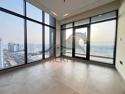 Spacious 1BR Apartment | Sky View | Near Metro | Vacant