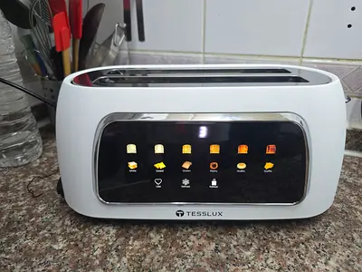 Tesslux 4 Slice Toaster with Touch Screen Control