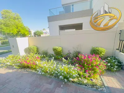 Villa For Rent | 3 Bed+ Maid | Near amenities | DSO