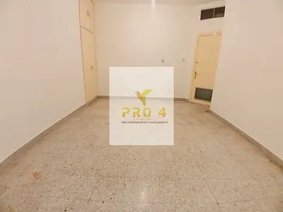 Spacious 2bhk apartment 70k 4payment central ac with wadrobes nice kitchen