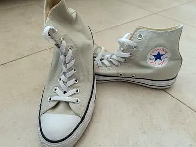 Converse Chuck Taylor High Top Sneakers EU 40 | Never Used | Unisex