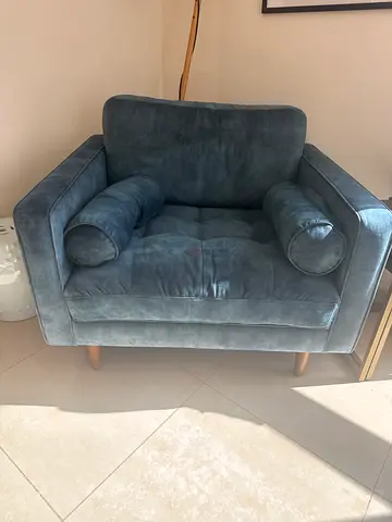 Single-seater velvet armchair with bolster cushions - light blue