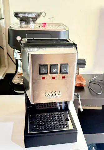 Gaggia Classic Pro Espresso Coffee Machine With accessories