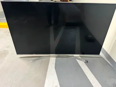Urgent Sale! LG 65-inch UHD Smart TV (Model 65UH850V) - Good Working Condition