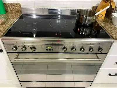 Free delivery Smeg Electric ceramic cooker 90 cm- Good Condition