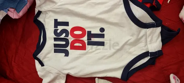 Nike baby bodysuit / onesie - Just Do It. (white/navy) - size 12m