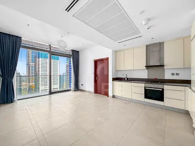 Community Expert | High Floor | City View | Vacant