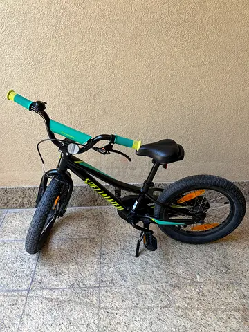 Black Specialized 16inch Kids Bike Excellent Condition
