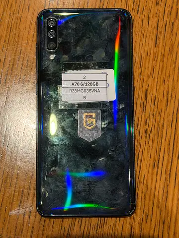 Used Samsung Galaxy A70 - 128GB, needs back cover replacement
