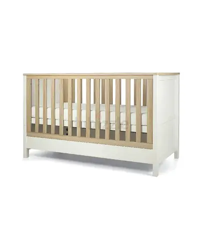 Wooden Baby Crib in Good Condition —Mamas and papas