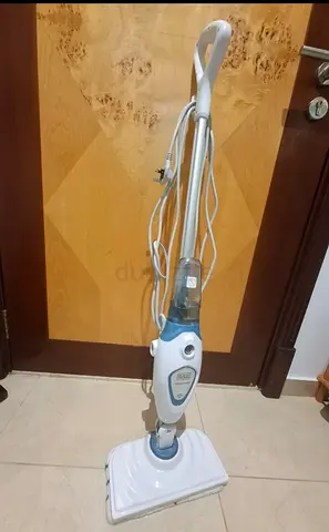 Black+Decker 1300W Steam Mop with Superheated Steam Swivel Head and Microfibre Pad - FSM1605-B5