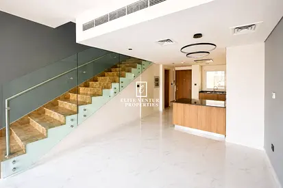 BIG LAYOUT | HUGE GARDEN | READY TO MOVE