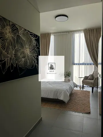 Specious luxury full furnished studio available for rent