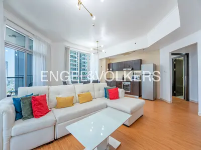 Upgraded | Spacious Layout | High Floor