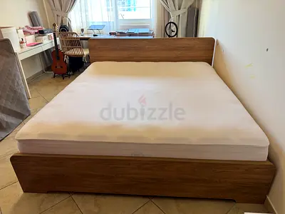 Wooden Double Bed Frame with Headboard – Perfect Condition