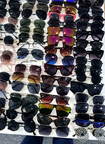 Assorted Sunglasses Lot – Multiple Styles and Colors
