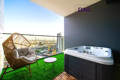 Canal View | Upgraded Studio | Balcony