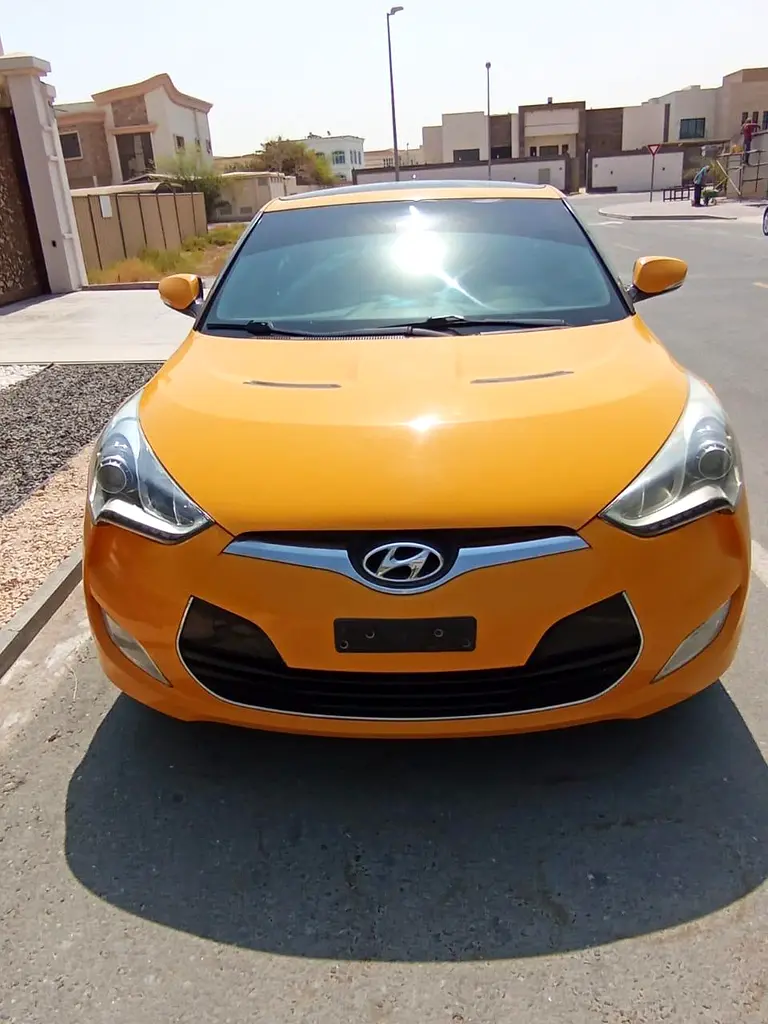 Hyundai Veloster 2013 — photo 1 of 14