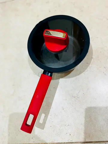 Soup pan