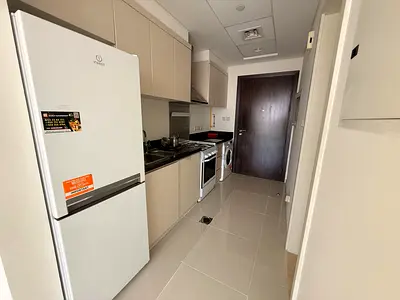 Studio with Balcony | Spacious Layout | Vacant