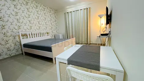Furnished bedroom available for executive couple or one bachelor in Al khail gate 2