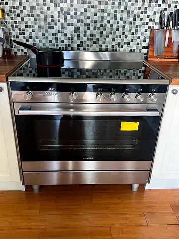 Free delivery Siemens iQ700 electric ceramic cooker with dual fan 90 cm (good condition)
