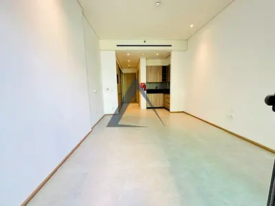 Premium Studio | Pool View | Vacant